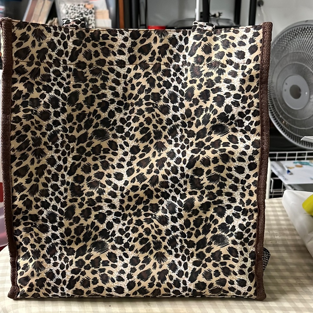 Johnson Leopard Lunch Box